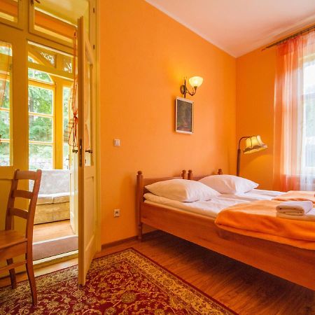Willa Jagniatkow Bed and Breakfast Exteriör bild