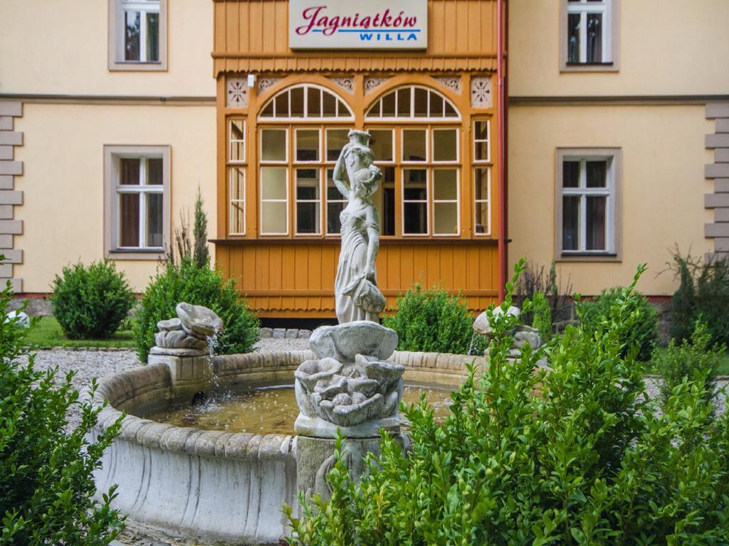 Willa Jagniatkow Bed and Breakfast Exteriör bild