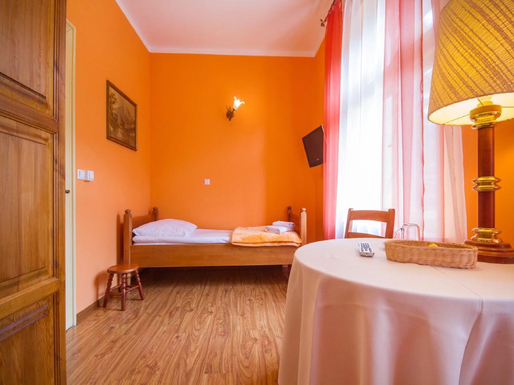 Willa Jagniatkow Bed and Breakfast Exteriör bild