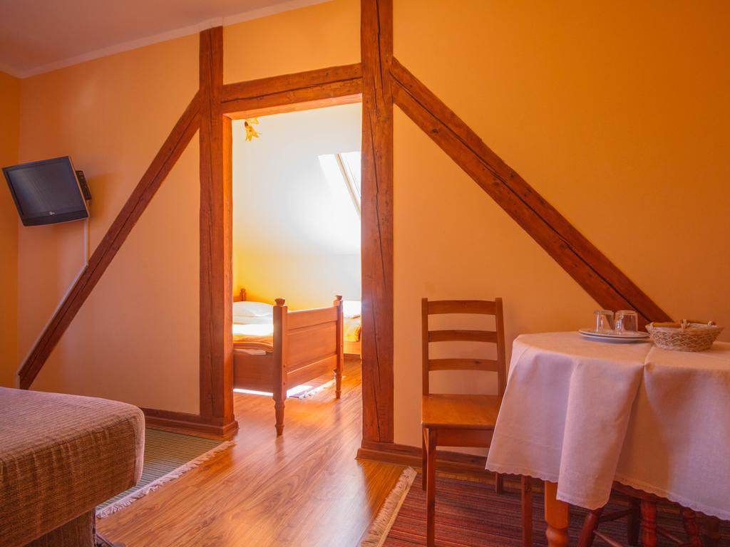 Willa Jagniatkow Bed and Breakfast Exteriör bild